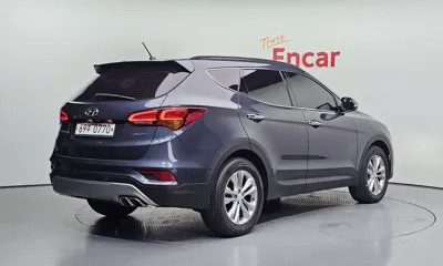 Hyundai Santafe 2016, 135972 км, за 7548.9 USD
