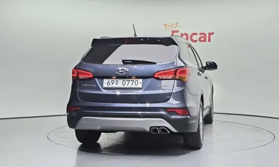 Hyundai Santafe 2016, 135972 км, за 7548.9 USD