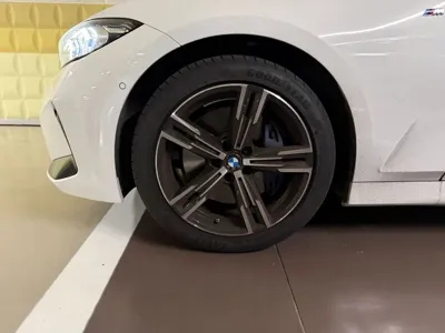 BMW 3-Series 2025, 11000 км, за 34778.64 USD