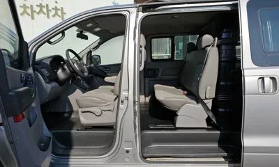 Hyundai Starex 2012, 150385 км, за 4494.98 USD - фото 12