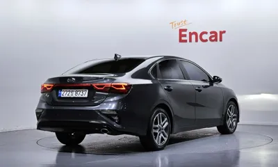 Kia K3 2019, 76384 км, за 8467.9 USD