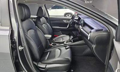 Kia K3 2019, 76384 км, за 8467.9 USD - фото 12