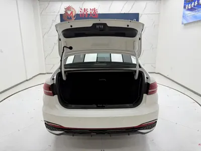Volkswagen Lavida 2023, 32000 км, за 13213.4 USD - фото 7
