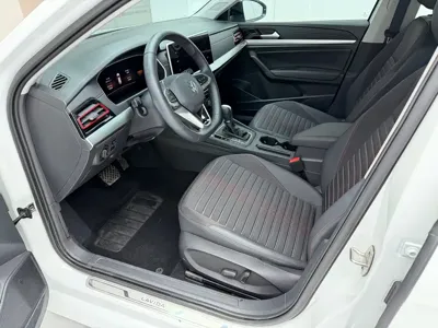 Volkswagen Lavida 2023, 32000 км, за 13213.4 USD - фото 12