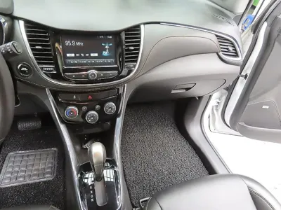 ChevroletGMDaewoo Trax 2017, 118987 км, за 4230.57 USD - фото 14