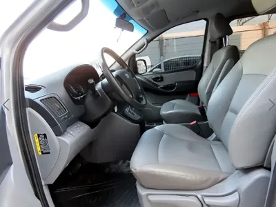 Hyundai Starex 2019, 218423 км, за 5513.98 USD