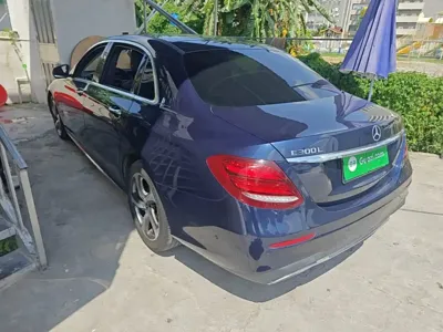 Mercedes-Benz E-Class 2019, 110200 км, за 24107.17 USD