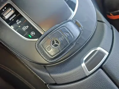 Mercedes-Benz E-Class 2019, 110200 км, за 24168.98 USD - фото 9