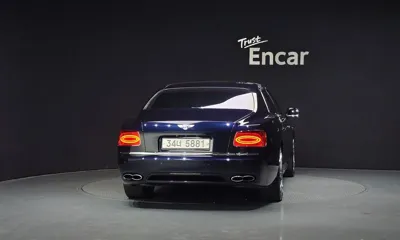 Bentley Flying Spur 2017, 61384 км, за 40658.38 USD