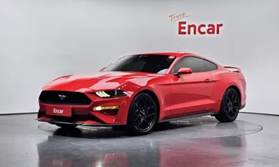 Ford Mustang · 2022 год