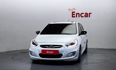 Hyundai Accent 2014, 204029 км, за 2636.27 USD