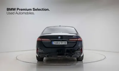BMW 5-Series 2024, 30911 км, за 34527.71 USD