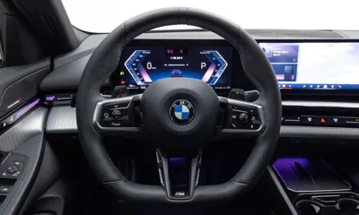 BMW 5-Series 2024, 30911 км, за 34527.71 USD - фото 12