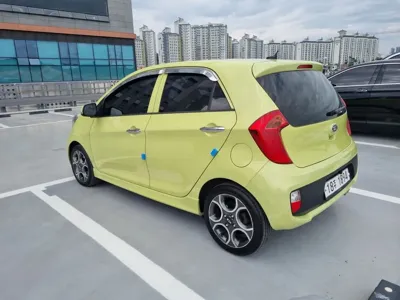 Kia Morning 2013, 155012 км, за 2475.57 USD