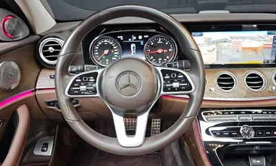 Mercedes-Benz E-Class 2020, 81229 км, за 18183.01 USD - фото 13
