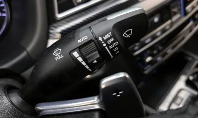 Hyundai Genesis 2016, 88345 км, за 10728.47 USD - фото 18