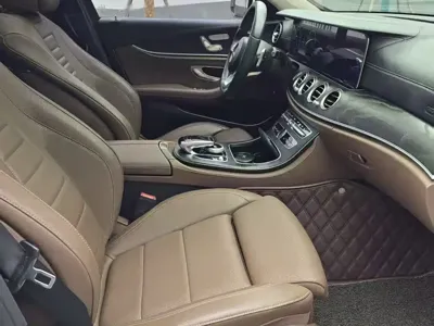 Mercedes-Benz E-Class 2018, 78000 км, за 20248.26 USD - фото 8