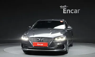 Hyundai Grandeur 2019, 83374 км, за 12312.71 USD