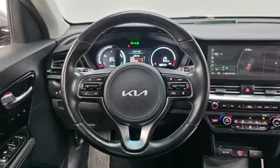 Kia Niro 2022, 36630 км, за 15244.31 USD - фото 13