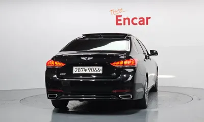 Genesis G80 2018, 119672 км, за 12245.02 USD