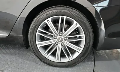 Genesis G80 2018, 119672 км, за 12245.02 USD