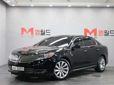 Lincoln MKS · 2016 год