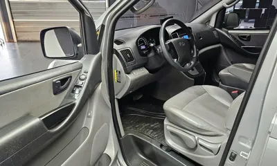 Hyundai Starex 2017, 100528 км, за 8046.5 USD - фото 11