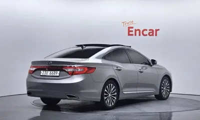 Hyundai Grandeur 2014, 110742 км, за 4988.84 USD