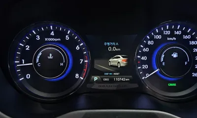 Hyundai Grandeur 2014, 110742 км, за 4988.84 USD - фото 8