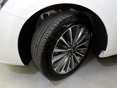 Kia K7 2016, 134047 км, за 7476.7 USD