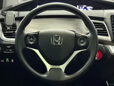 Honda Jade 2017, 90000 км, за 8651.98 USD