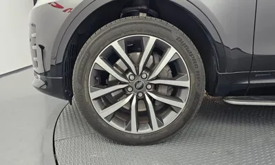 Land Rover Discovery 2022, 84708 км, за 34998.73 USD