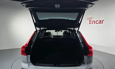 Volvo XC60 2018, 132533 км, за 16254.64 USD - фото 20