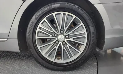 Hyundai Grandeur 2018, 176621 км, за 8139.61 USD - фото 21