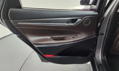 Hyundai Grandeur 2018, 176621 км, за 8139.61 USD - фото 25