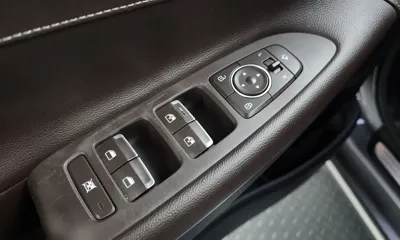 Hyundai Grandeur 2018, 176621 км, за 8139.61 USD - фото 30