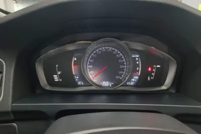Volvo V60 2016, 109900 км, за 9740 USD - фото 19