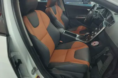 Volvo V60 2016, 109900 км, за 9740 USD - фото 24