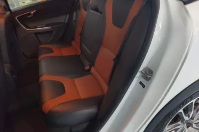 Volvo V60 2016, 109900 км, за 9740 USD - фото 25