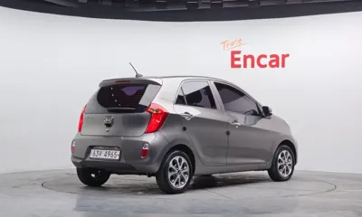 Kia Morning 2012, 27124 км, за 3164.85 USD