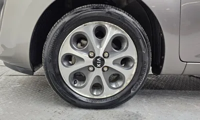 Kia Morning 2012, 27124 км, за 3164.85 USD