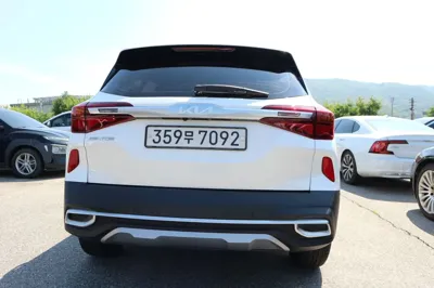 Kia Seltos 2022, 60989 км, за 9511.41 USD