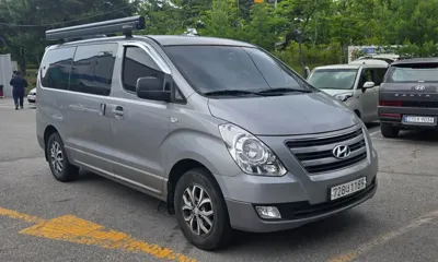 Hyundai Starex 2017, 83703 км, за 14122.43 USD