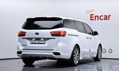 Kia Canival 2019, 99010 км, за 10936.4 USD