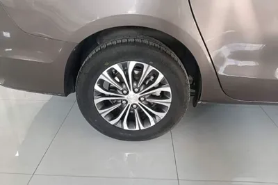 Buick GL8 2022, 180200 км, за 16254 USD - фото 11