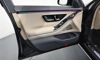 Mercedes-Benz S-Class 2021, 63827 км, за 48575.56 USD - фото 24