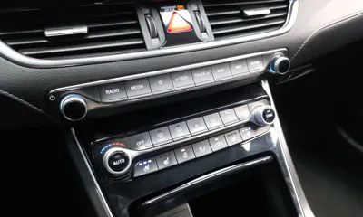 Hyundai Grandeur 2019, 209161 км, за 5054.48 USD - фото 16