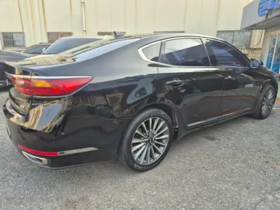 Kia K7 2016, 190000 км, за 4923.2 USD