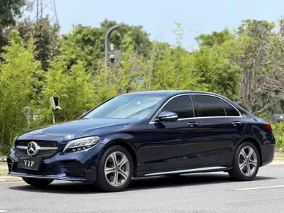 Mercedes-Benz C-Class · 2020 год