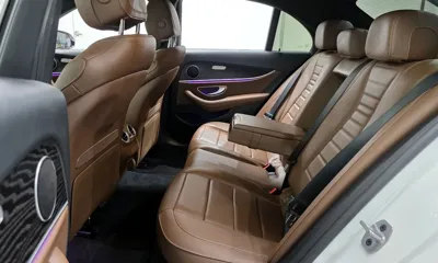Mercedes-Benz E-Class 2023, 20949 км, за 25937.71 USD - фото 12